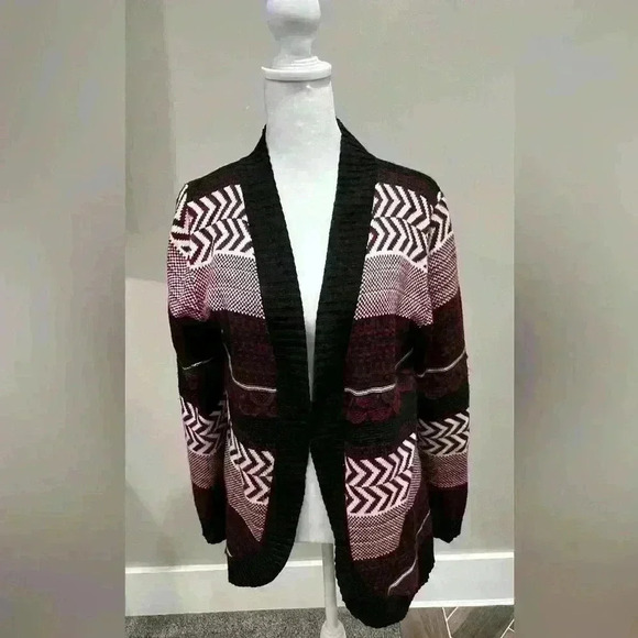 Vanity size medium open knit Cardigan burgundy/black/white chevron - Picture 1 of 5